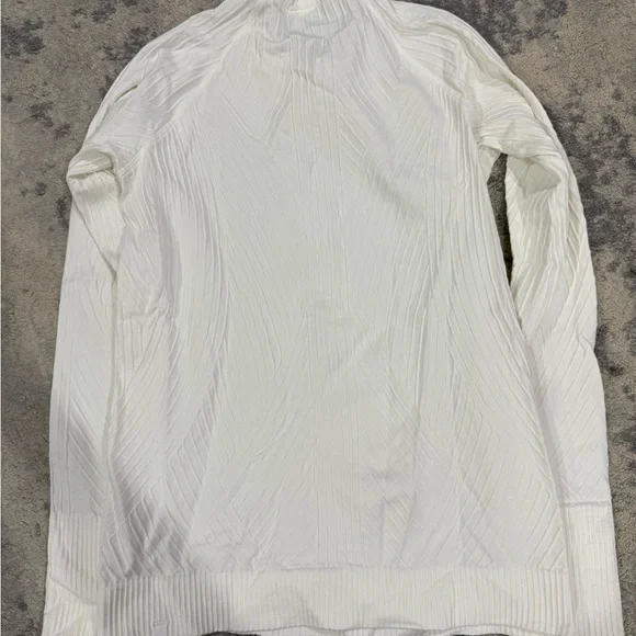 Lululemon Rest Less Pullover - Picture 5 of 5